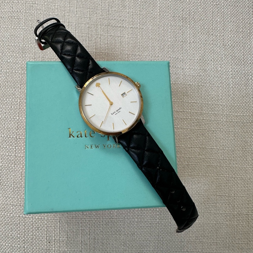 Kate Spade Metro Grand White Dial Quilted Black Leather Strap Watch- IYRU0125